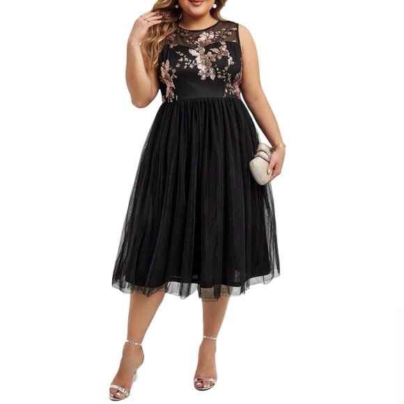 Dresses & Skirts - Black Sequin Patchwork Mesh Dress